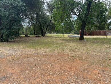 1631,1641 Mistletoe Ln, Redding, CA 96002 - photo 2