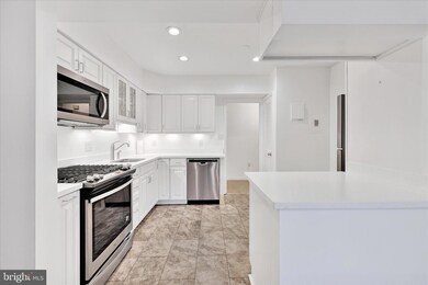 21 Hamill Rd unit 21A, Baltimore, MD 21210 - photo 3