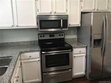 built-in microwave keeps countertops free! Refrige