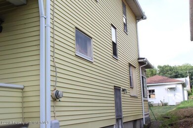 919 Willow St, Scranton, PA 18505 - photo 4