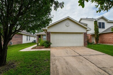 8907 Doak Ln, Houston, TX 77075 - photo 2