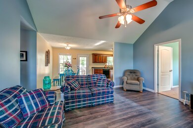 1113 Fairfield Pike, Shelbyville, TN 37160 - photo 5