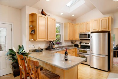334SummersetLn_Kitchen