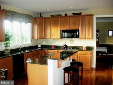 858 Queens Park Dr, Owings Mills, MD 21117 - photo 6