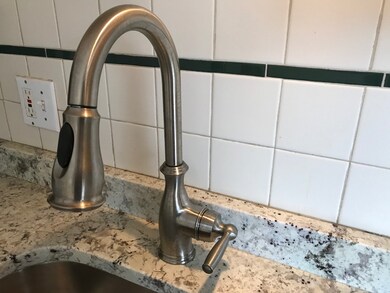 11 Pine St unit 5, Newburyport, MA 01950 - photo 5