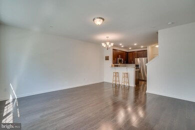 16912 Porters Inn Dr unit 63, Dumfries, VA 22026 - photo 7