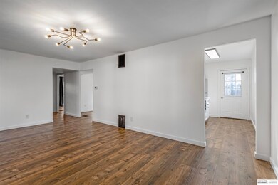 6615 Charles St, Omaha, NE 68132 - photo 4