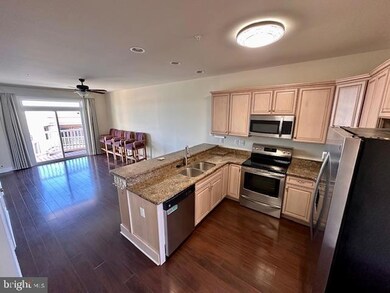 103 Irving Ave N unit 502, Colonial Beach, VA 22443 - photo 5