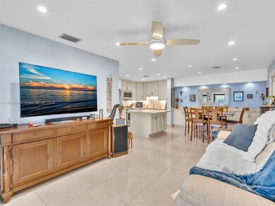 120 Cypress Club Dr unit 202, Pompano Beach, FL 33060 - photo 4