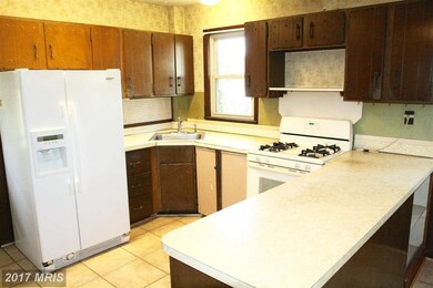 8408 Chestnut Ave, Bowie, MD 20715 - photo 4