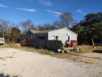 419 Blue Jay Ct, Granbury, TX 76049 - photo 4