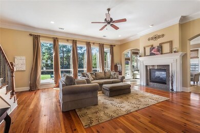 2 way gas fireplace for viewing from both living a