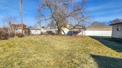 2004 N 21st St, Terre Haute, IN 47804 - photo 6