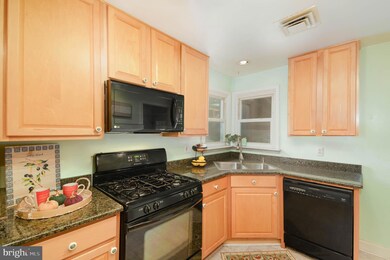 204 Cheddington Rd, Linthicum Heights, MD 21090 - photo 7