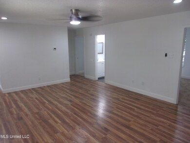 578 Confederate Ridge Rd, Lake Cormorant, MS 38641 - photo 3