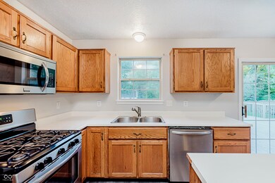 11917 Cardis Ct, Indianapolis, IN 46229 - photo 7