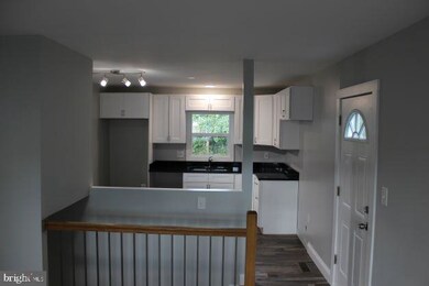 349 Brock Bridge Rd, Laurel, MD 20724 - photo 4