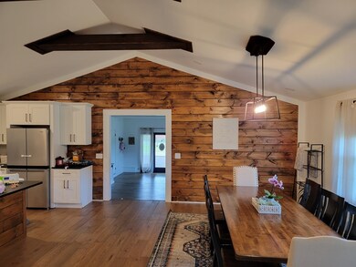 307 Cloverdale Rd, Shelbyville, TN 37160 - photo 2