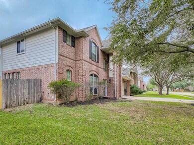 1911 Autumn Field Ln, Richmond, TX 77469 - photo 2