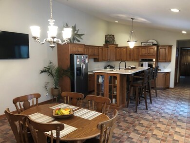 1585 E Ramsey Rd, Vincennes, IN 47591 - photo 5