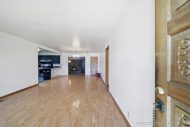 1607 A and M Dr, Okmulgee, OK 74447 - photo 3