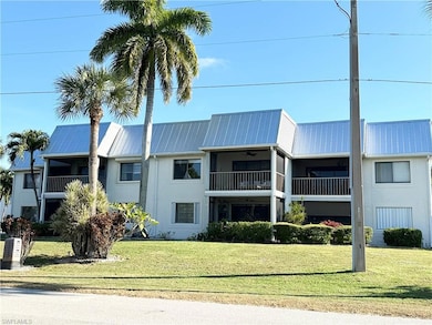 3916 Orange Grove Blvd unit 7, North Fort Myers, FL 33903 - photo 2