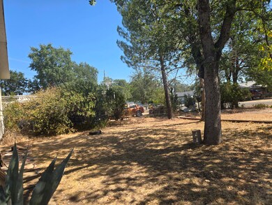 1450 Calexico Dr, Redding, CA 96003 - photo 3