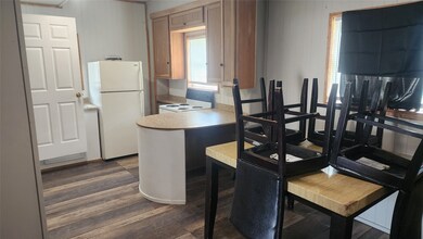 1010 22nd St, Dickinson, TX 77539 - photo 2