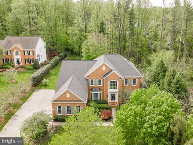 11618 Cedar Chase Rd, Herndon, VA 20170 - photo 2