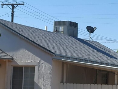 304 & 308 Kitt Rd, El Paso, TX 79915 - photo 4