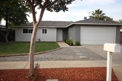 5867 E Saginaw Way, Fresno, CA 93727 - photo 2