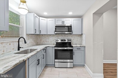 22 N Front St, Darby, PA 19023 - photo 7