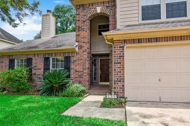 1511 Regency Ct, Friendswood, TX 77546 - photo 3