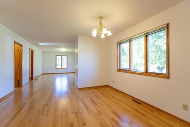 39241 Kc Dr, Winona, MN 55987 - photo 7