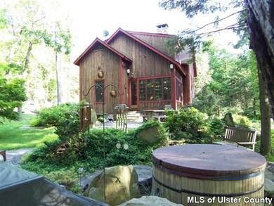 428 N Riverside Rd, Highland, NY 12528 - photo 3