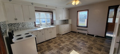 690 Highland Ave unit 1st Floor, Waterbury, CT 06708 - photo 3