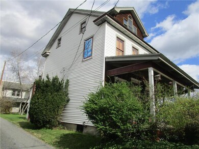 429 S Canal St, Walnutport, PA 18088 - photo 4