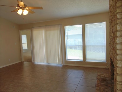 217 Stowaway Cove unit B, Lakeway, TX 78734 - photo 2