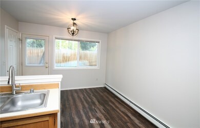 209 N 18th Ave unit D19, Yakima, WA 98902 - photo 6