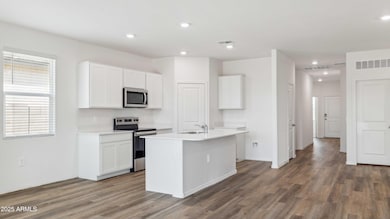 18477 W Hackamore Dr, Surprise, AZ 85387 - photo 7