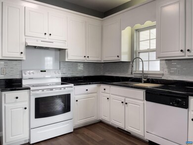 2230 Hummingbird Ln, Charlottesville, VA 22911 - photo 4