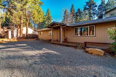 60940 Onyx St, Bend, OR 97702 - photo 2