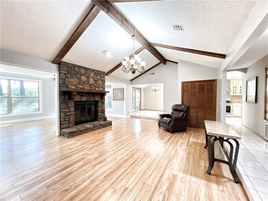 4104 W Mockingbird Ln, Rogers, AR 72756 - photo 4