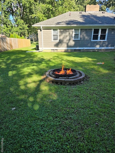 11269 N Jennings Rd, Clio, MI 48420 - photo 4