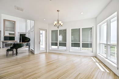 19039 Kahala Dr E, Galveston, TX 77554 - photo 6