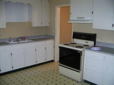 1737 Avenue C NE, Winter Haven, FL 33881 - photo 3