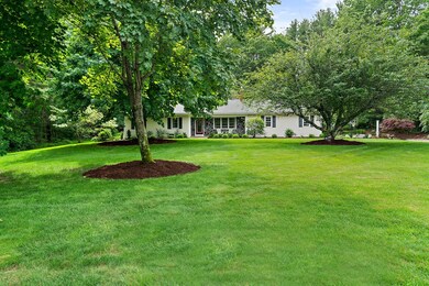 210 Edgewater Dr, Pembroke, MA 02359 - photo 5