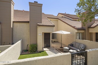 2-web-or-mls-UpmarketMedia_2248Birch-140