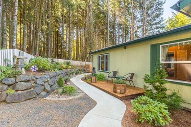 1512 SE 16th St, Lincoln City, OR 97367 - photo 2