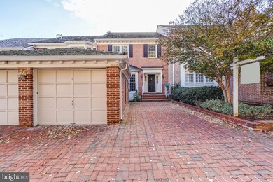 8006 Quarry Ridge Way, Bethesda, MD 20817 - photo 2